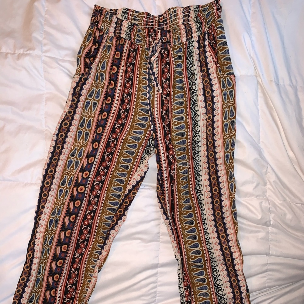 American Eagle flowy pants